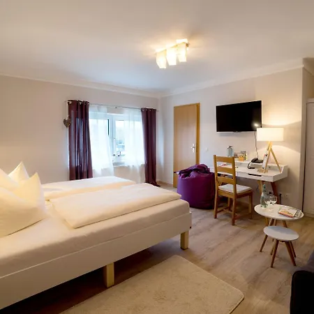 Hotel Rosenschänke 3*